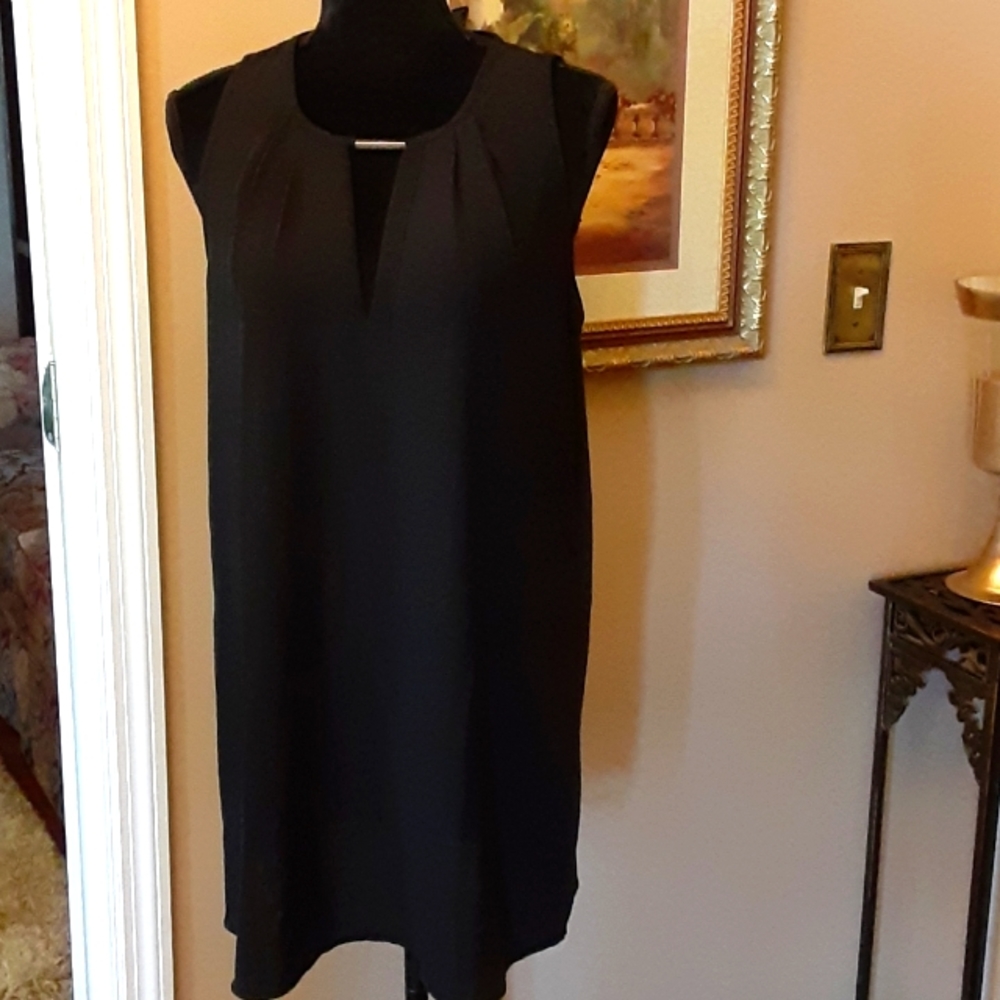 Forever 21 black sleeveless dress pullover style silver bar accent Small…NEW